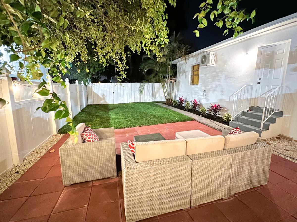 Beautiful Casita With King Bed And Private Patio Close To Calle 8, Mia Airport, Coral Gables Маямі Екстер'єр фото